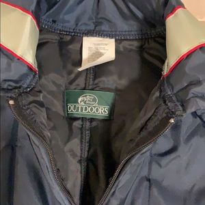 Bass Pro Shop men’s one piece snow suit